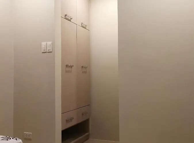 Adria Residences - Sapphire Garden - 2 Bedroom For 4 Person Villa Manila