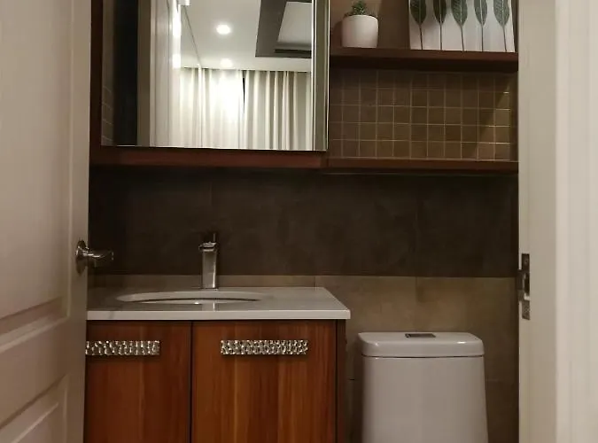 Villa Adria Residences - Sapphire Garden - 2 Bedroom For 4 Person Manila